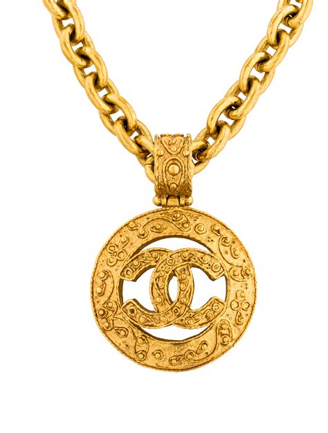 Chanel logo charms